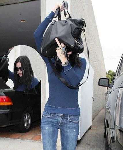 Ünlüler paparazzilere sinirlenince...