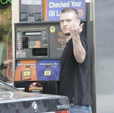 Ünlüler paparazzilere sinirlenince...