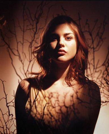 Frances Bean Cobainden 19 yaş pozları..