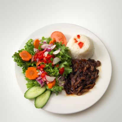 Bayram yemeğini öğlen yiyin.