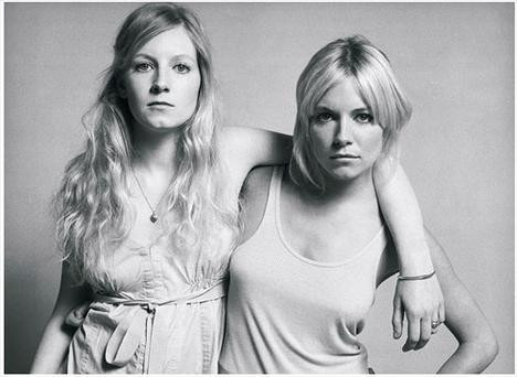 Moda dünyasına transfer olan ünlüler kervanında, kanımca Sienna Miller Moda dünyasına transfer olan ünlüler kervanında, kanımca Sienna Miller