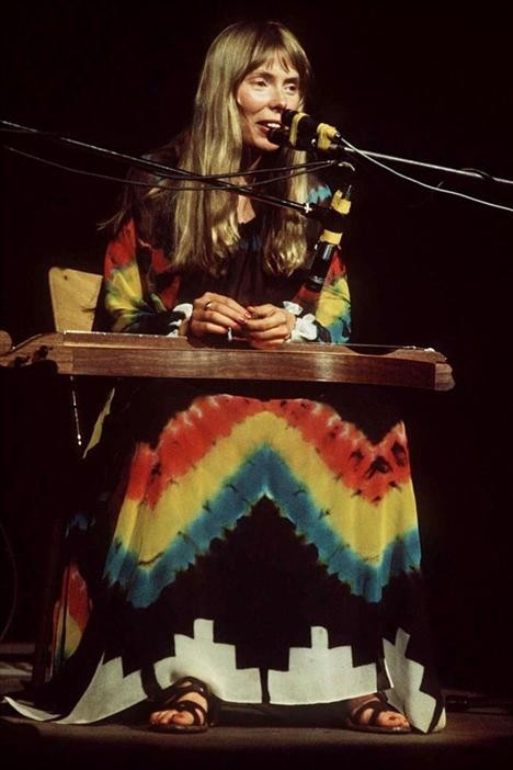 Joni Mitchell1943