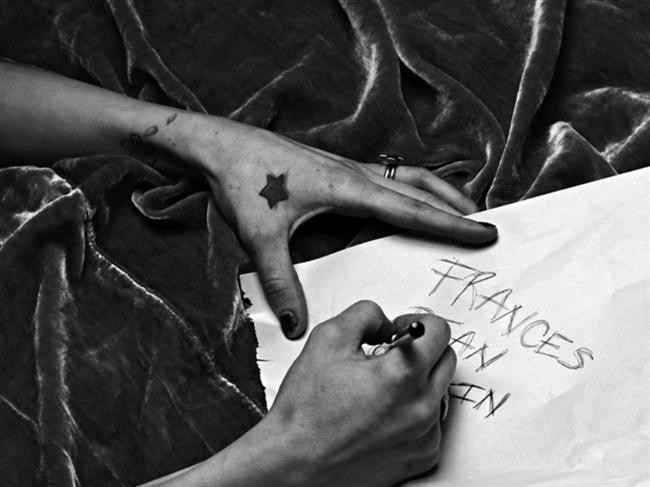 Frances Bean Cobaindn fotoğraflar..