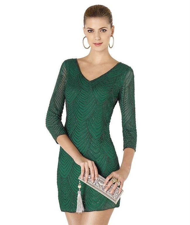 Anlam Yüklü 17 Kadın Elbisesi