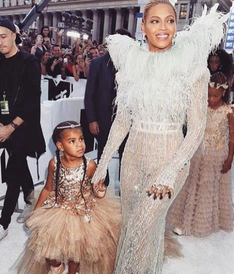 5- EN İYİ HİP HOP KLİBİ