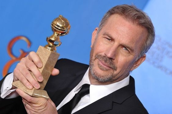Minidizi veya film En İyi Erkek Oyuncu Minidizi veya film En İyi Erkek Oyuncu