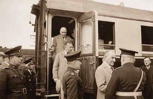 Atatürkün Az Bilinen Fotoğrafları