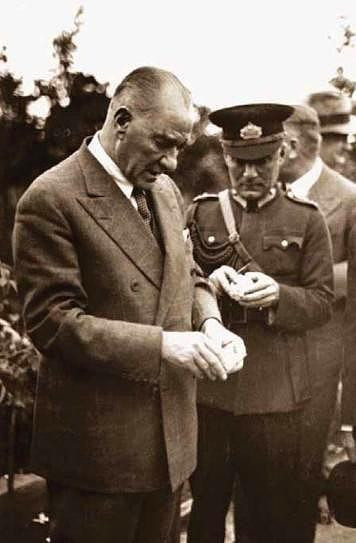 Atatürkün Az Bilinen Fotoğrafları