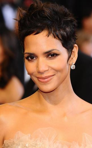 Hiç estetik operasyon geçirmediler