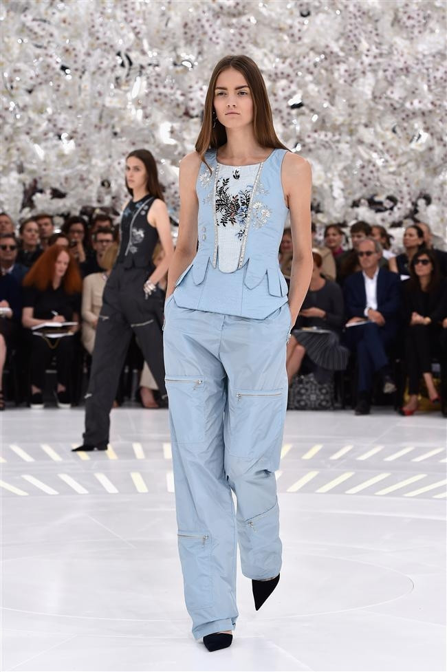 Paris Moda Haftası Christian Dior Koleksiyonu