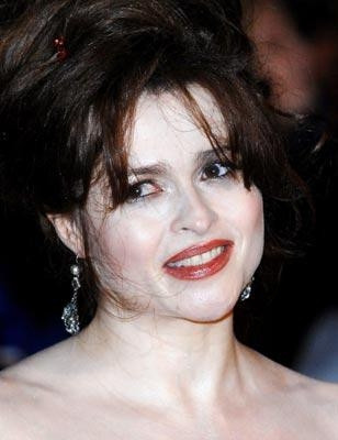 Ünlülerin Dehşet Veren Makyaj Hataları