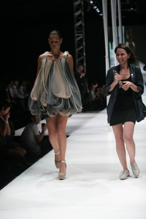 Moda Haftası’nın açılışına dünyaca ünlü Rus tenisç