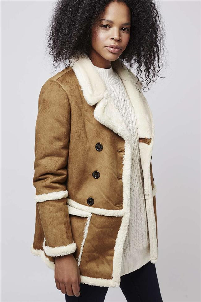 Vazgeçilmez Bir Klasik Kamel Kabanların Fiyatları Vazgeçilmez Bir Klasik Kamel Kabanların Fiyatları