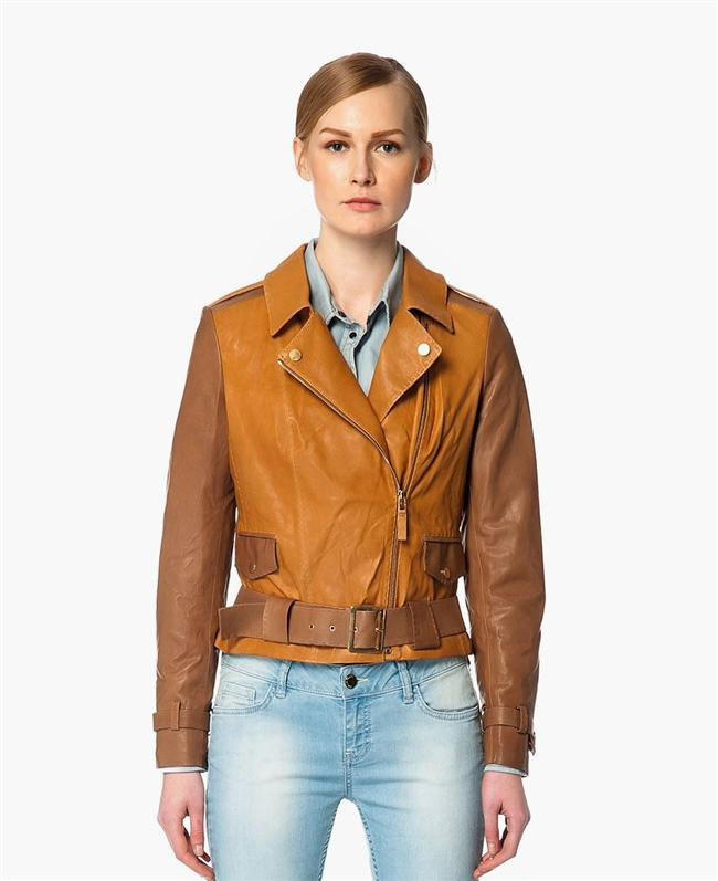 Vazgeçilmez Bir Klasik Kamel Kabanların Fiyatları Vazgeçilmez Bir Klasik Kamel Kabanların Fiyatları