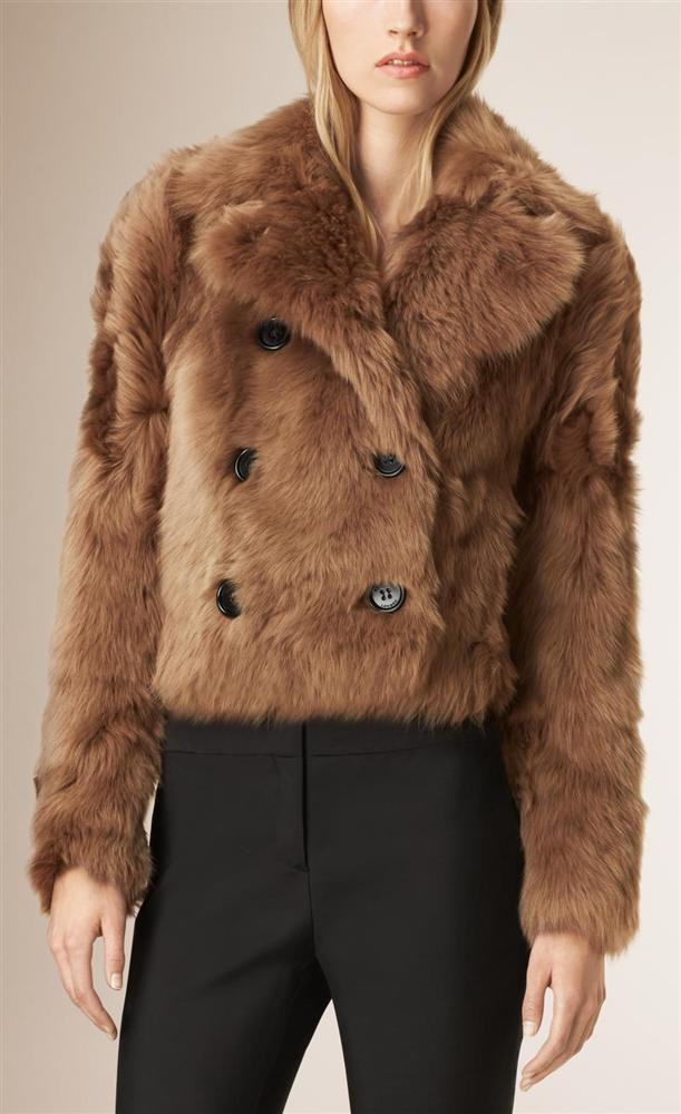 Vazgeçilmez Bir Klasik Kamel Kabanların Fiyatları Vazgeçilmez Bir Klasik Kamel Kabanların Fiyatları