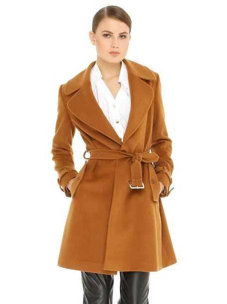 Vazgeçilmez Bir Klasik Kamel Kabanların Fiyatları Vazgeçilmez Bir Klasik Kamel Kabanların Fiyatları