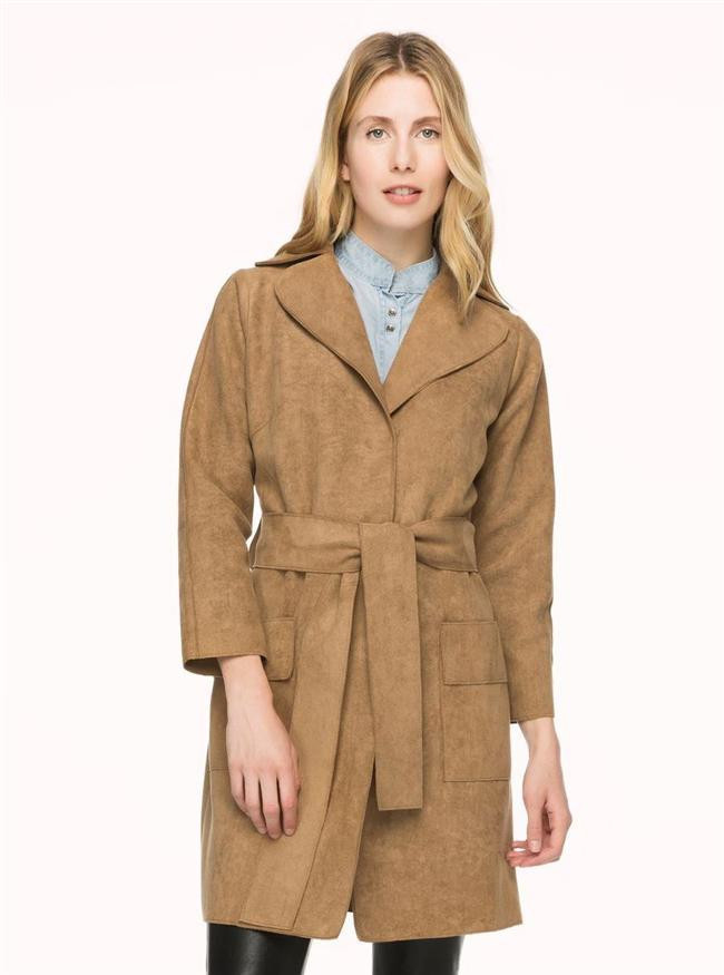 Vazgeçilmez Bir Klasik Kamel Kabanların Fiyatları Vazgeçilmez Bir Klasik Kamel Kabanların Fiyatları