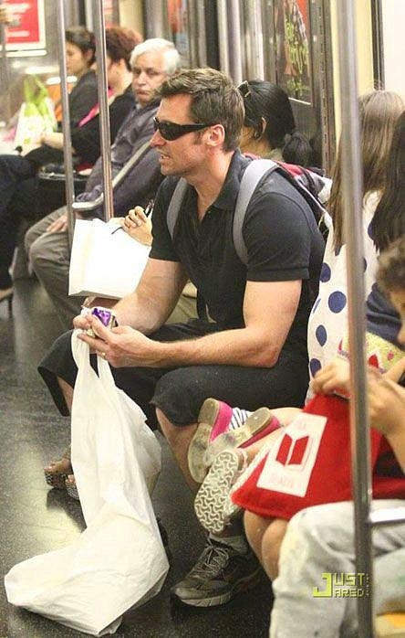 Halkın Arasına Karışan Metrodaki 30 Ünlü