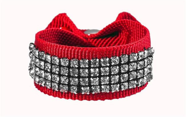 Yılbaşı Akşamına Özel Aksesuarlar ve Fiyatları