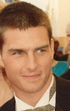 TOM CRUISE DİSLEKSİK