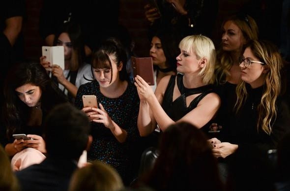 Mercedes-Benz Fashion Weekten Renkli Görüntüler