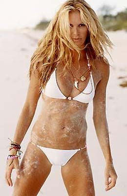 Elle MacPherson