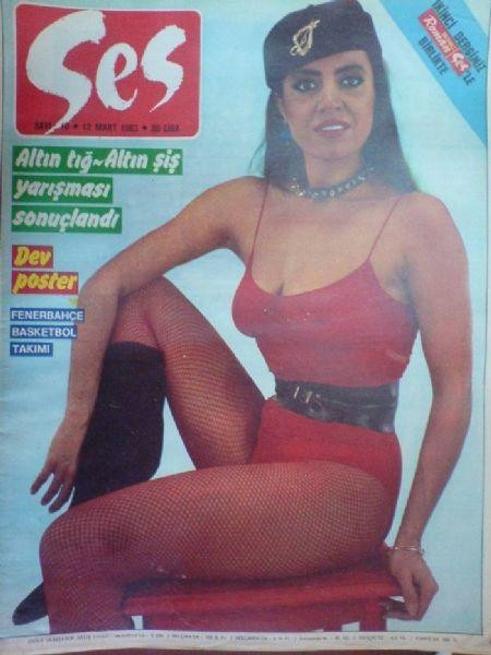Efsane şarkıcılardan erotik pozlar
