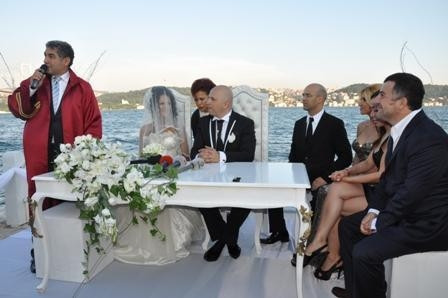 Yavuz Seçkin evlendi