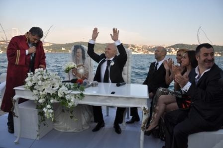 Yavuz Seçkin evlendi