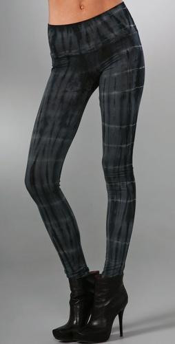 Desenli ve renkli bacaklar heyecanlandırıyor