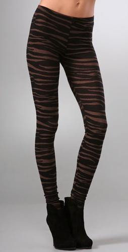 Desenli ve renkli bacaklar heyecanlandırıyor