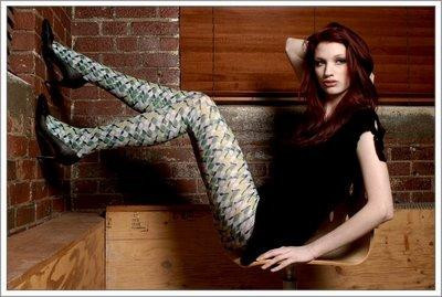 Desenli ve renkli bacaklar heyecanlandırıyor