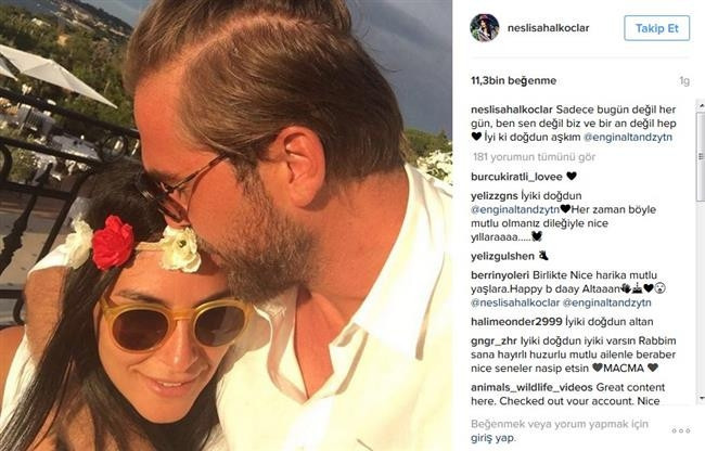 Ünlülerin Sosyal Medya Paylaşımları Ünlülerin Sosyal Medya Paylaşımları