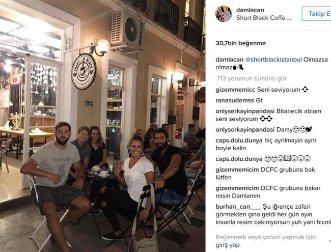 Ünlülerin Sosyal Medya Paylaşımları Ünlülerin Sosyal Medya Paylaşımları