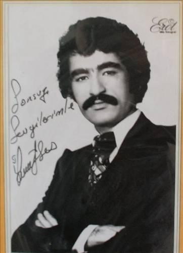 Ünlülerin maziden kareleri