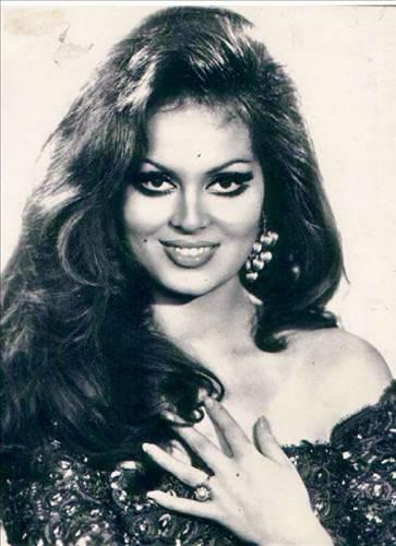 Ünlülerin maziden kareleri