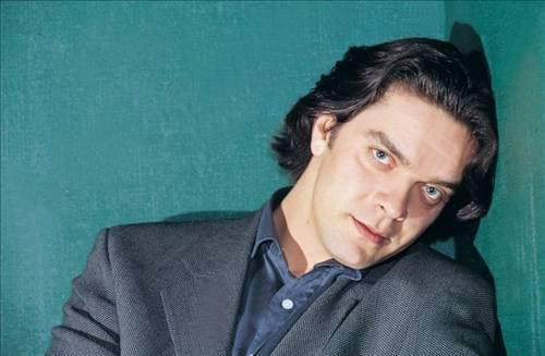 Ünlülerin maziden kareleri