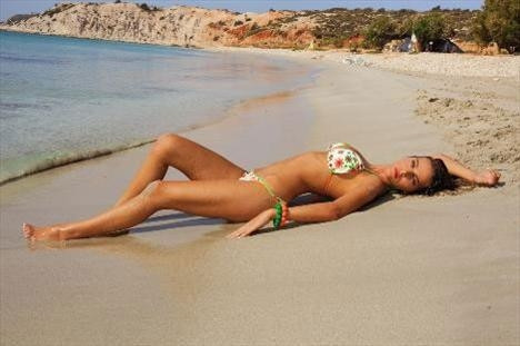 Simge Abramovichin plajında