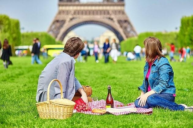 Turistik Gezilerde Hayaller ve Gerçekler