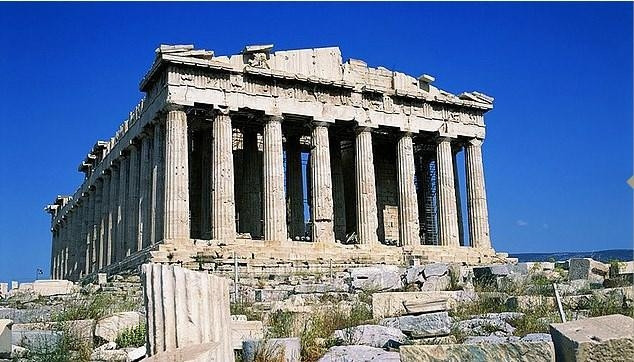 Turistik Gezilerde Hayaller ve Gerçekler