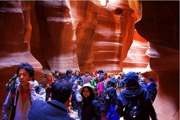 Turistik Gezilerde Hayaller ve Gerçekler
