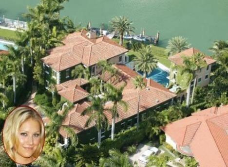 Anna Kournikova Maxime soyundu