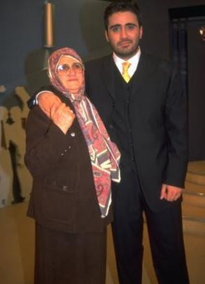 Yakışıklı ünlülerin hayatındaki kadınlar