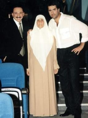 Yakışıklı ünlülerin hayatındaki kadınlar