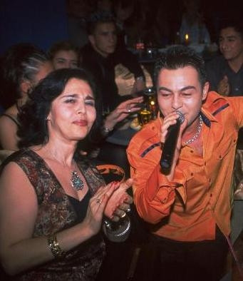 Yakışıklı ünlülerin hayatındaki kadınlar