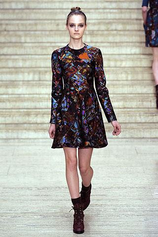 Grafik desenler nasıl giyilir