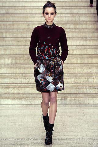 Grafik desenler nasıl giyilir