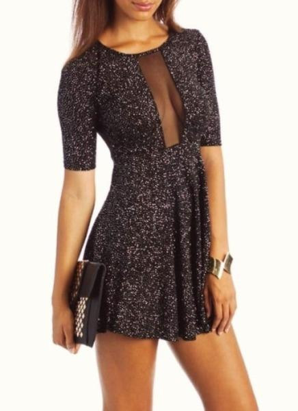 Yılbaşı için parti elbiseleri