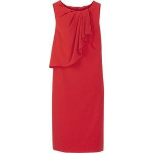 Kırmızı elbise giymek, cesaret ister