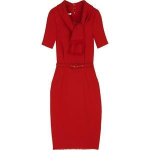 Kırmızı elbise giymek, cesaret ister